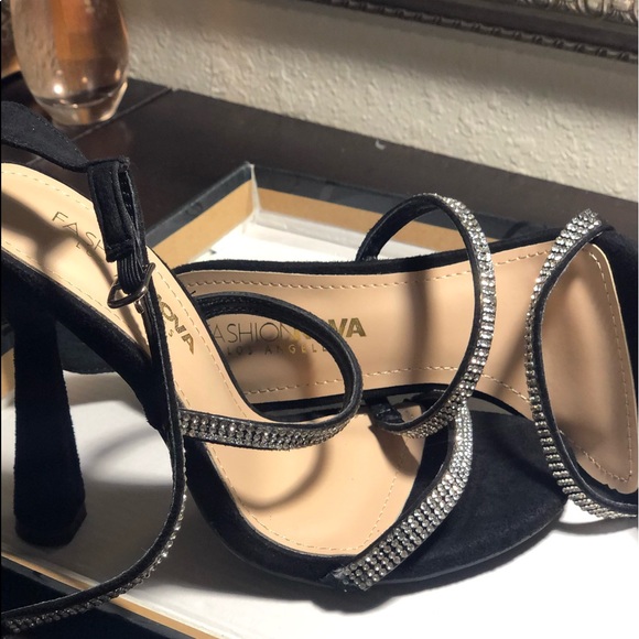 Fashion Nova Heels - Picture 5 of 6